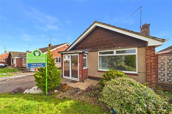 2 Bedroom Bungalow For Sale In Brockwood Close, Duston, Northampton, Northamptonshire, NN5