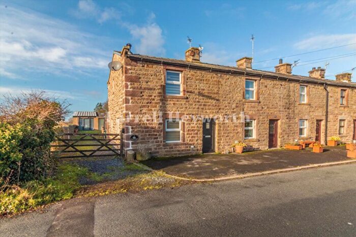 2 Bedroom House For Sale In Stable Yard Cottages, Dolphinholme, Lancaster, LA2