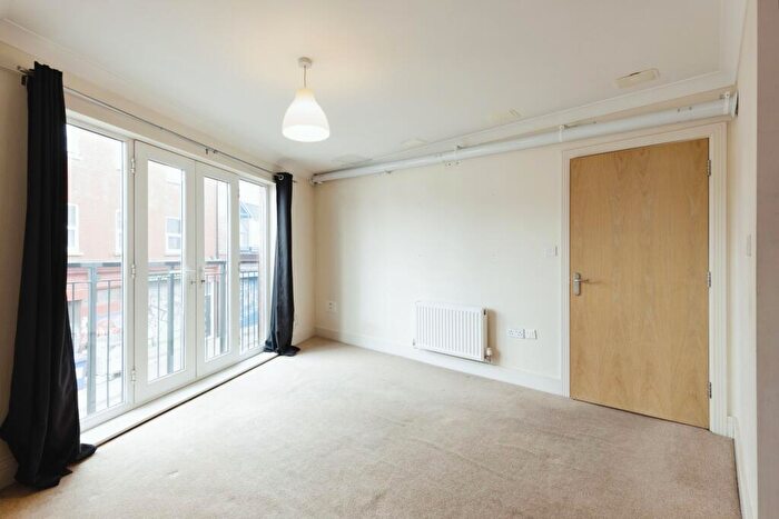 1 Bedroom Flat To Rent In New Street, Cheltenham, GL50