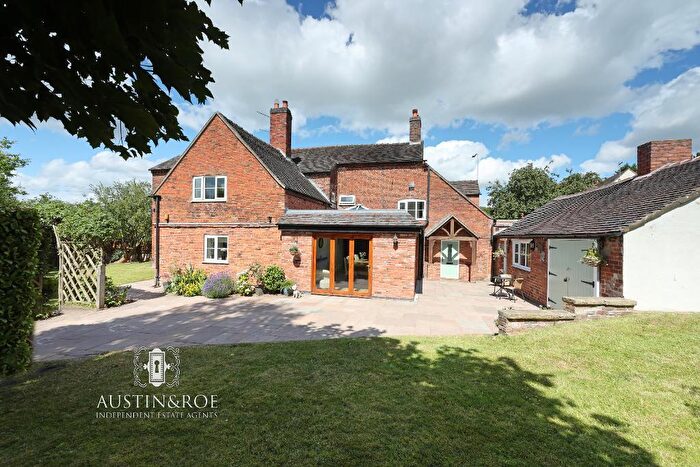 7 Bedroom Character Property For Sale In Uttoxeter Road, Stone, Staffordshire, ST15