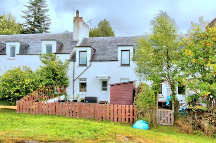 1 Bedroom Flat For Sale In Glenlia, Foyers, Inverness, IV2