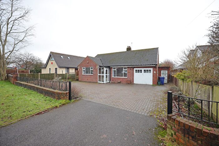 2 Bedroom Detached Bungalow For Sale In Roe Lane, Westlands, Newcastle, ST5
