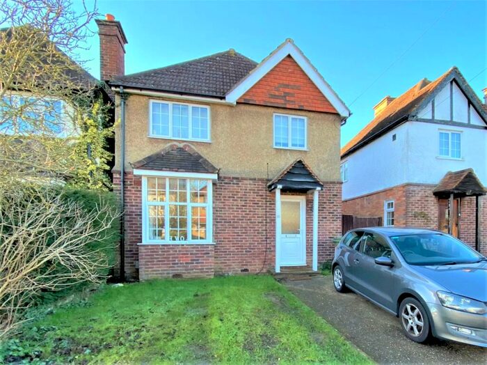 4 Bedroom Semi-Detached House To Rent In Beckingham Road, Guildford, Surrey, GU2