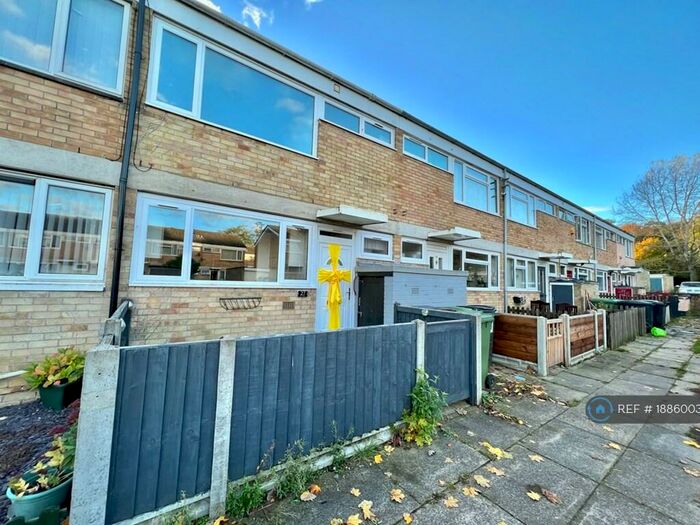 3 Bedroom Terraced House To Rent In Ely Way, Thetford, IP24