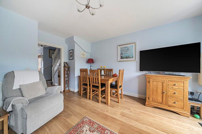 2 Bedroom Detached House For Sale In Aylesbury, Buckinghamshire, HP20