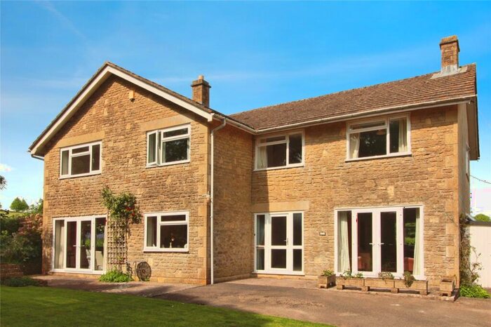 6 Bedroom Detached House For Sale In The Street, Monkton Farleigh, BA15