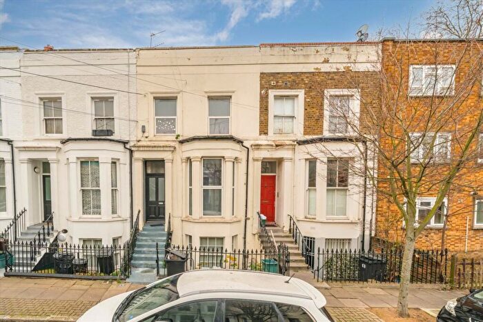 1 Bedroom Flat For Sale In Medina Road, London, N7