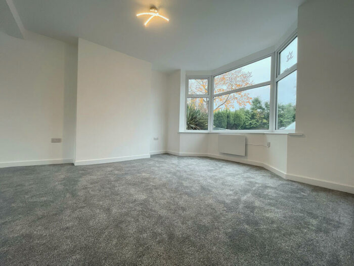 3 Bedroom Semi-Detached House To Rent In Hurst Road, Coventry, CV6