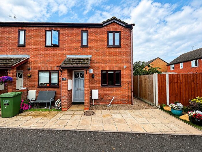 2 Bedroom End Of Terrace House For Sale In Church Street, Evesham, WR11