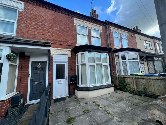 3 Bedroom Terraced House To Rent In Clifton Street, Cradley Heath, West Midlands, B64