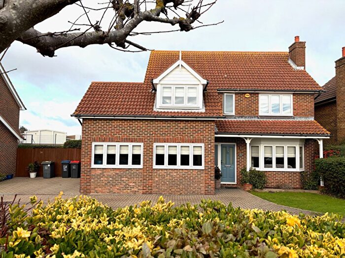 4 Bedroom Detached House For Sale In Fair Street, Broadstairs, CT10