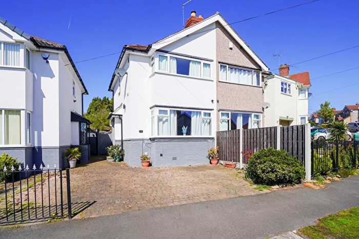 2 Bedroom Semi Detached House For Sale In Newlands Grove, Sheffield, S12