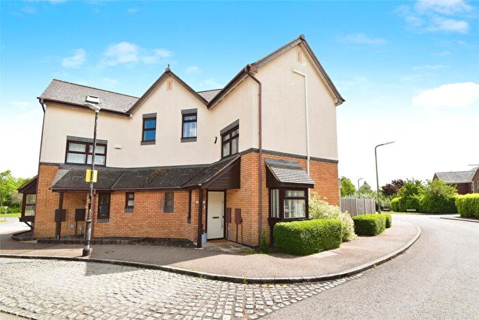 4 Bedroom Semi-Detached House For Sale In Picton Street, Kingsmead, MK4