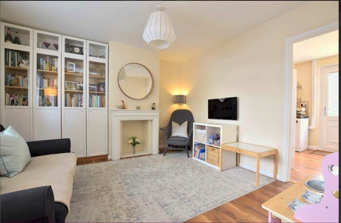 3 Bedroom Semi-Detached House To Rent In Upper Bloomfield Road, Odd Down, Bath, BA2