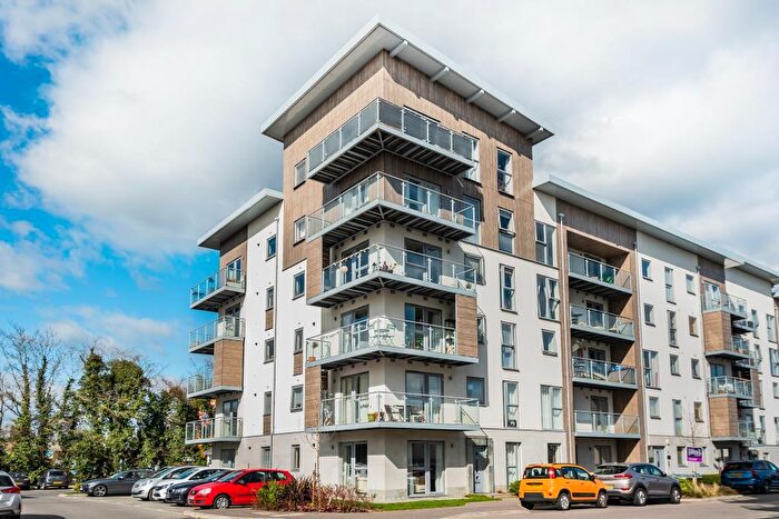 2 Bedroom Apartment To Rent In Maidenhead, Berkshire, SL6