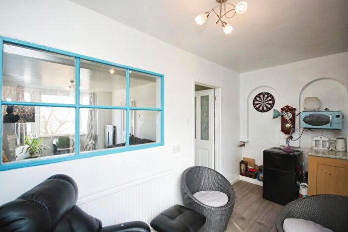 3 Bedroom Terraced House For Sale In Grangemouth Road, Coventry, CV6