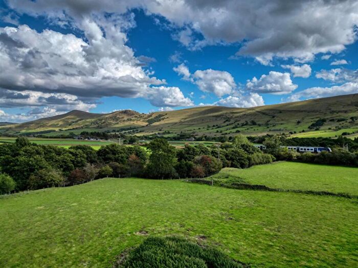 2 Bedroom Detached Bungalow For Sale In Edale, Hope Valley, S33