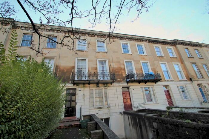 1 Bedroom Flat To Rent In Melrose Place, Clifton, BS8