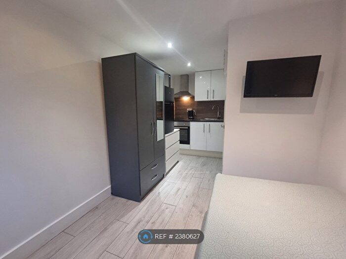 Studio To Rent In Long Drive, London, W3