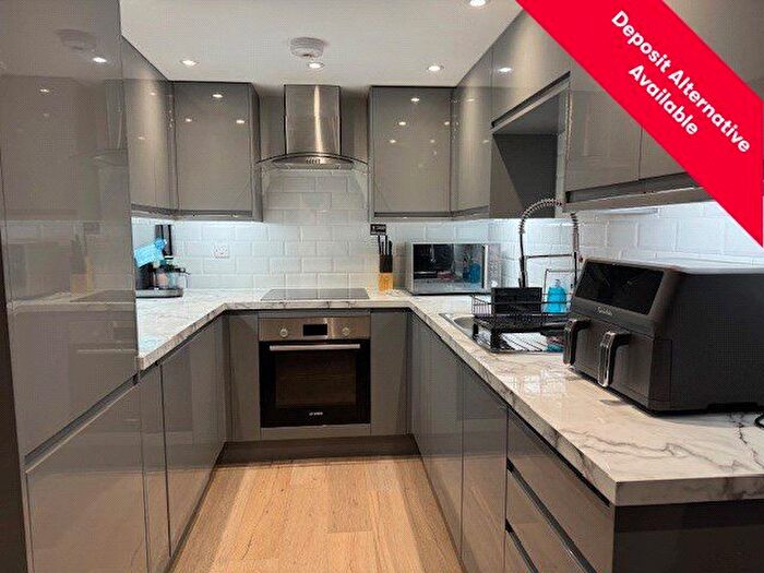 1 Bedroom Flat To Rent In Lower Road, Garsington, Oxford, Oxfordshire, OX44