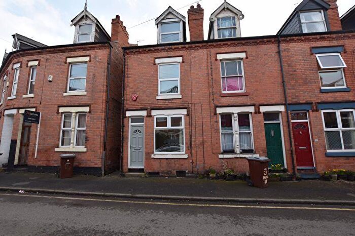 4 Bedroom Terraced House To Rent In Drayton Street, Nottingham, NG5