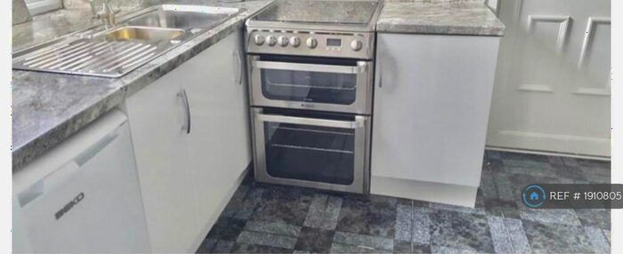 2 Bedroom Terraced House To Rent In Princess Street, Hoyland, Barnsley, S74