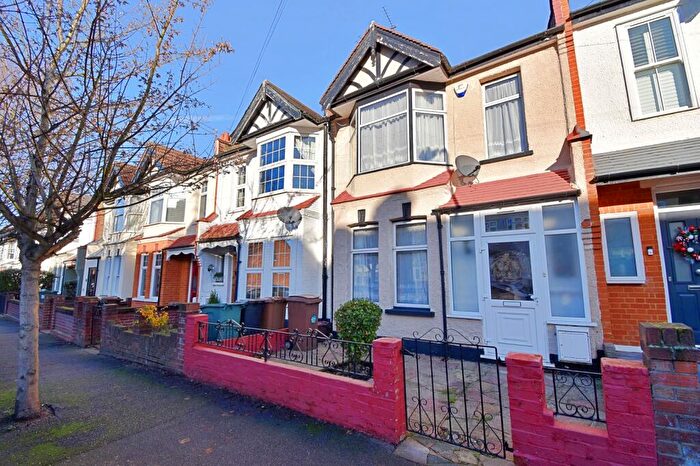 2 Bedroom Terraced House For Sale In Wickham Road, Highams Park, London., E4