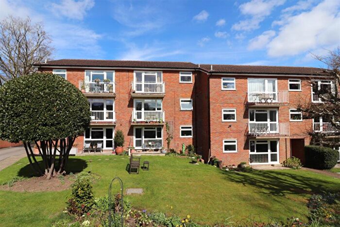 1 Bedroom Apartment For Sale In Avenue Road, St. Albans, AL1