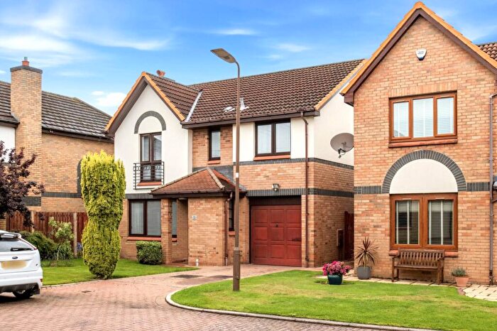 4 Bedroom Detached House For Sale In Rowanhill Park, Port Seton, EH32