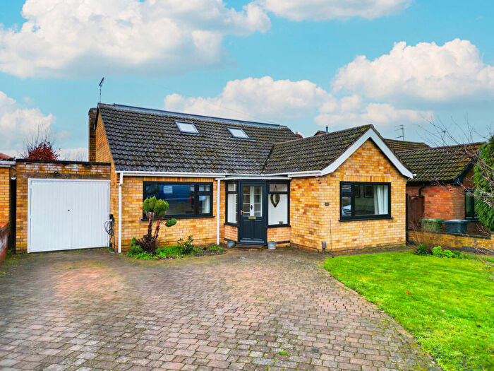 4 Bedroom Detached Bungalow For Sale In Wordsworth Road, Rugby, CV22