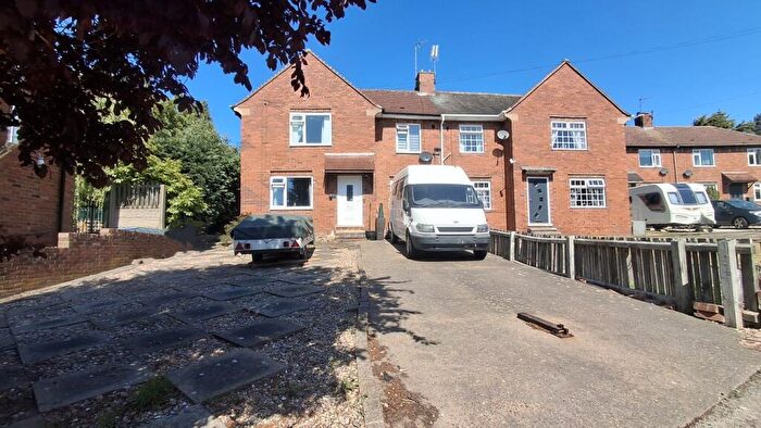 3 Bedroom Semi-Detached House For Sale In Lime Crescent, Church Warsop, Mansfield, NG20