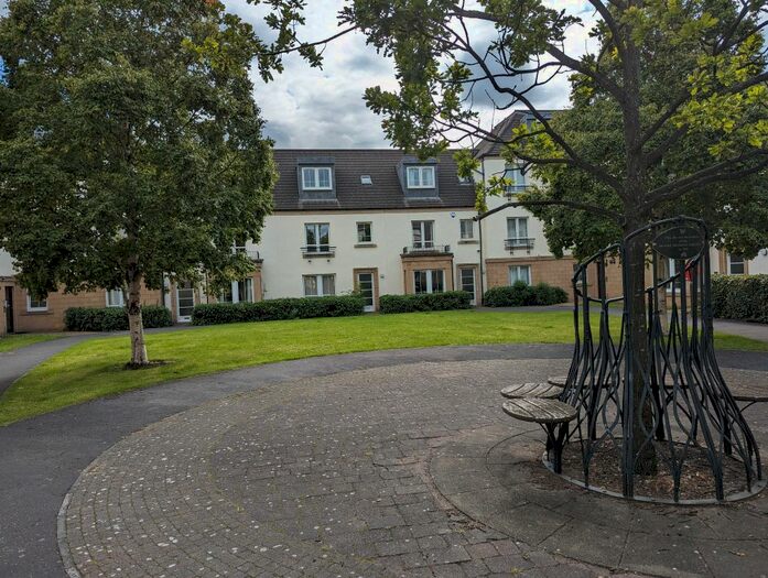 3 Bedroom Town House To Rent In Hopetoun Street, Edinburgh, EH7