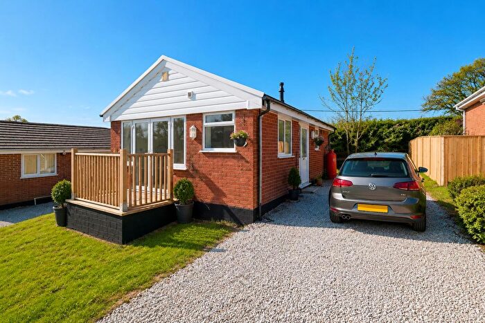 1 Bedroom Detached Bungalow For Sale In Merrymeet, Liskeard, PL14