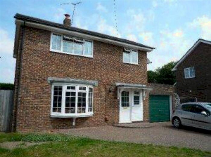 3 Bedroom Detached House To Rent In Scotts Way, Riverhead TN13