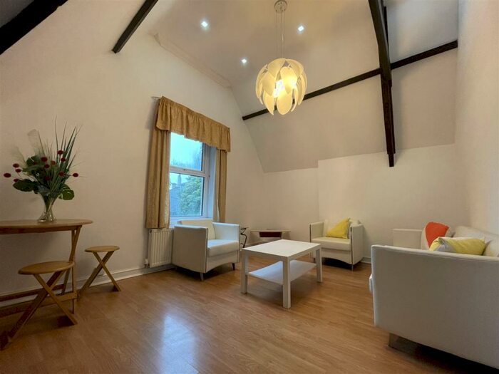 1 Bedroom Flat To Rent In The Walk, Roath, Cardiff, CF24