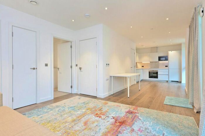 1 Bedroom Flat To Rent In Albert Road, Queen's Park, NW6