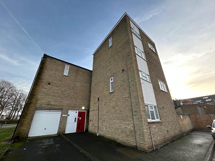 2 Bedroom Maisonette For Sale In Howitts Lane, Eynesbury, St. Neots, PE19