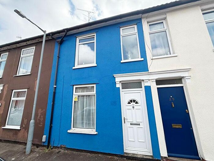 3 Bedroom Terraced House To Rent In Hartley Street, Ipswich, Suffolk, IP2