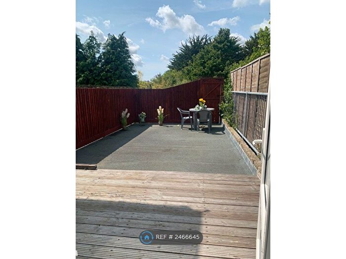 1 Bedroom Flat To Rent In Arthurs Hill, Shanklin, PO37