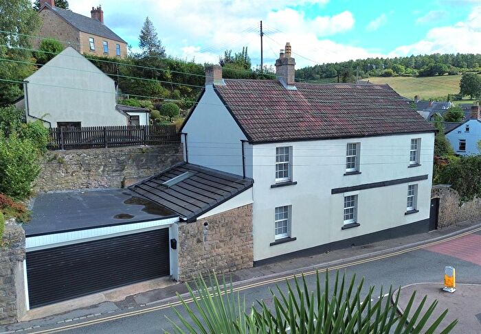 4 Bedroom Detached House For Sale In Hawthorns Road, Drybrook, GL17
