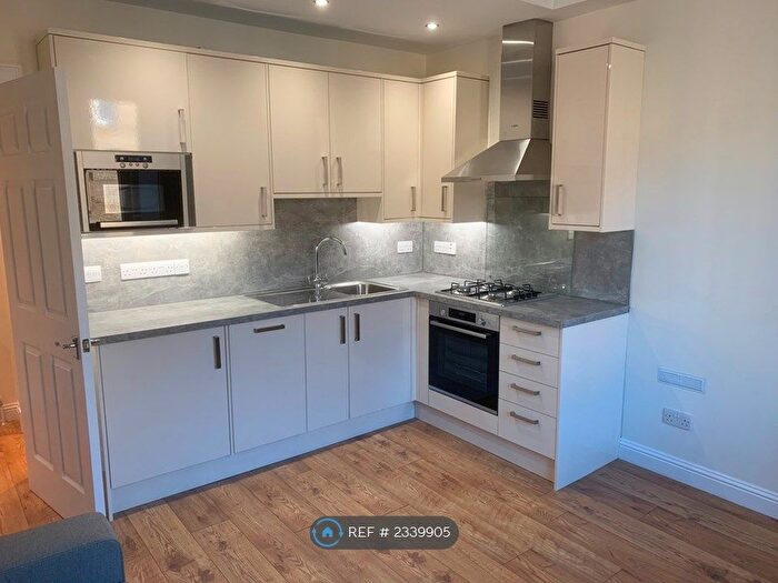 1 Bedroom Flat To Rent In Caledonian Crescent, Edinburgh, EH11