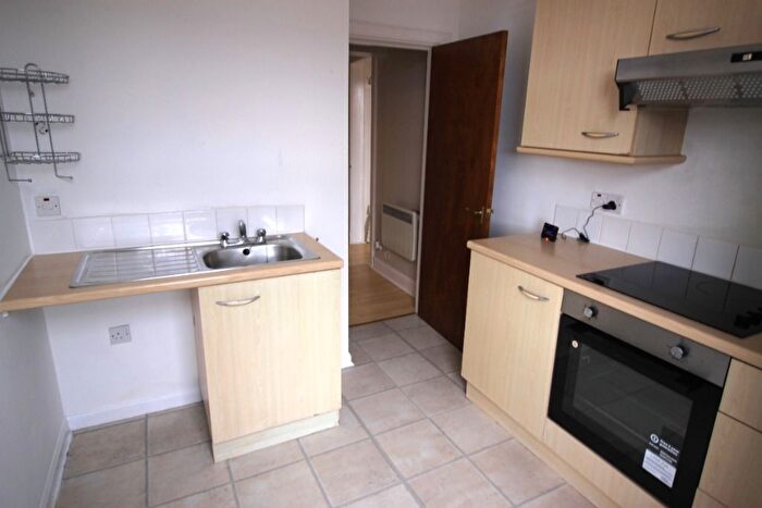 2 Bedroom Flat To Rent In Market Street, Forfar, DD8