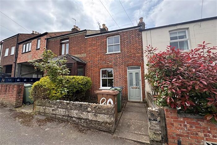 2 Bedroom Terraced House To Rent In Crescent Road, OX4