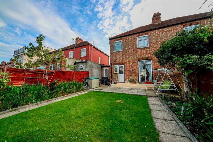 4 Bedroom Semi-Detached House To Rent In Dover Road, London, N9