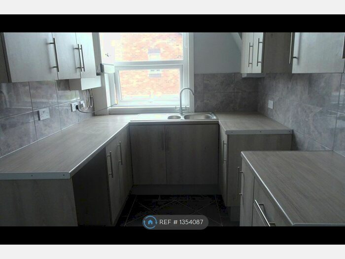 2 Bedroom Terraced House To Rent In Livesey Branch Road, Blackburn, BB2
