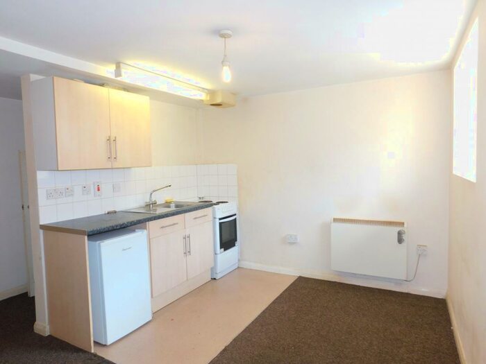 Studio To Rent In London Road, Portsmouth, PO2