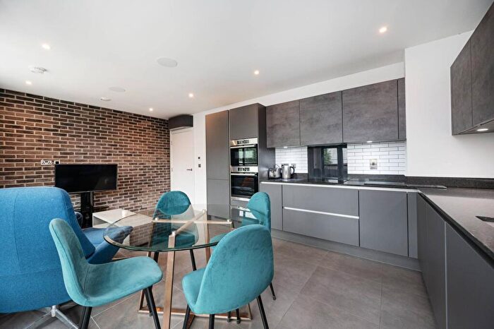 1 Bedroom Flat For Sale In Hepscott Road, Hackney Wick, London, E9