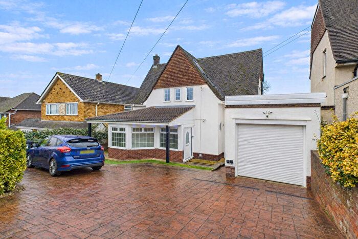 4 Bedroom Detached House For Sale In Georgewood Road, Hemel Hempstead, HP3