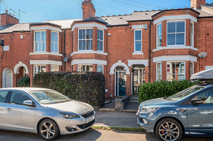 3 Bedroom Terraced House For Sale In Cromwell Road, Rugby, CV22