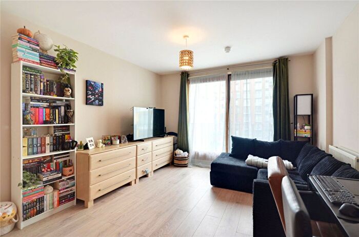 1 Bedroom Flat For Sale In Chatham Place, Reading, Berkshire, RG1